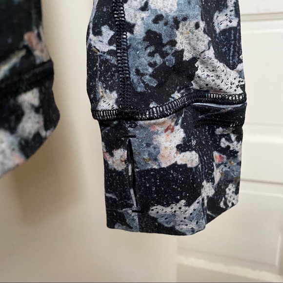 Lululemon Floral Define Jacket size 4 - Picture 7 of 8